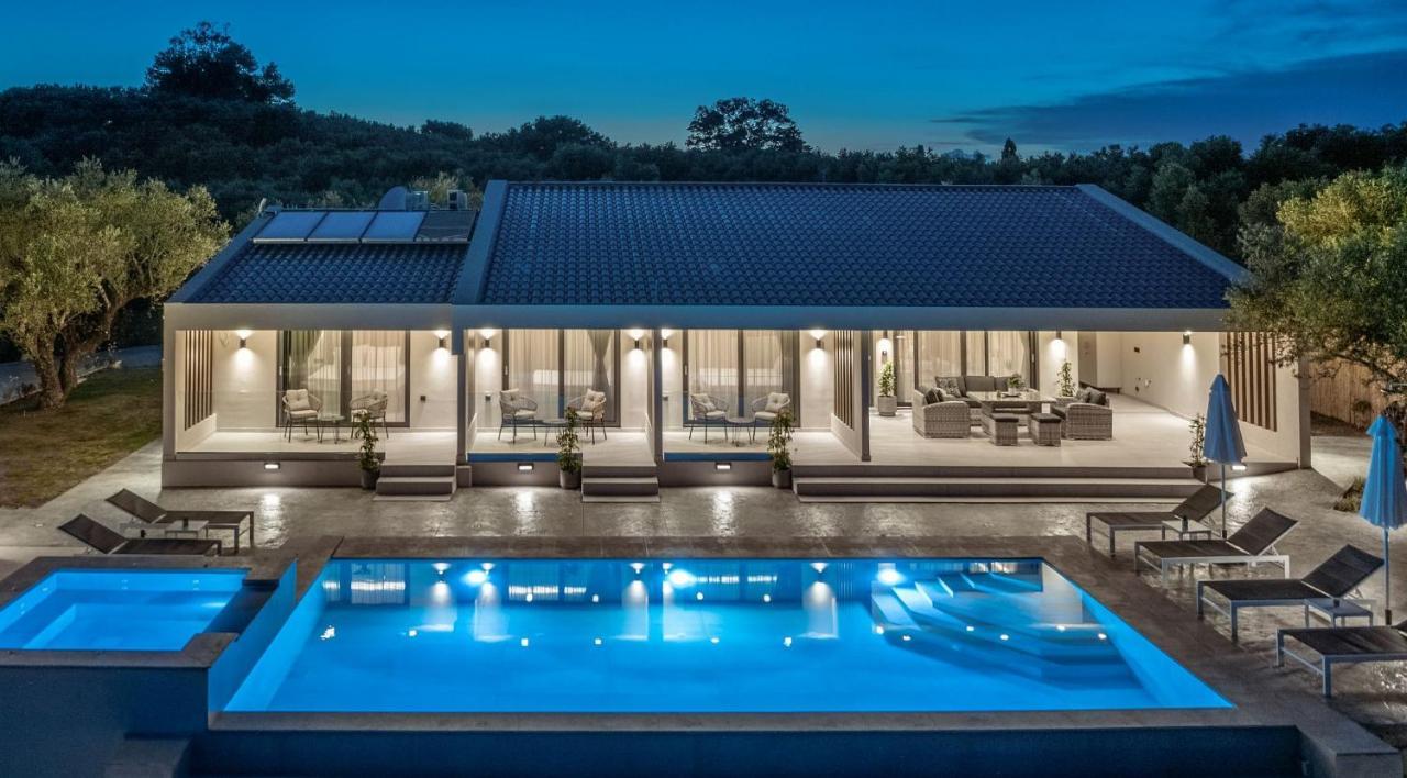Villa Roselia - Luxury Escape With Magnificent Views, By Zantewize Лаганас Екстер'єр фото